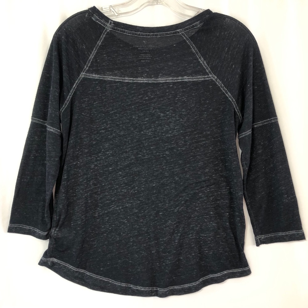 American Eagle Women’s Shirt - Picture 2 of 3